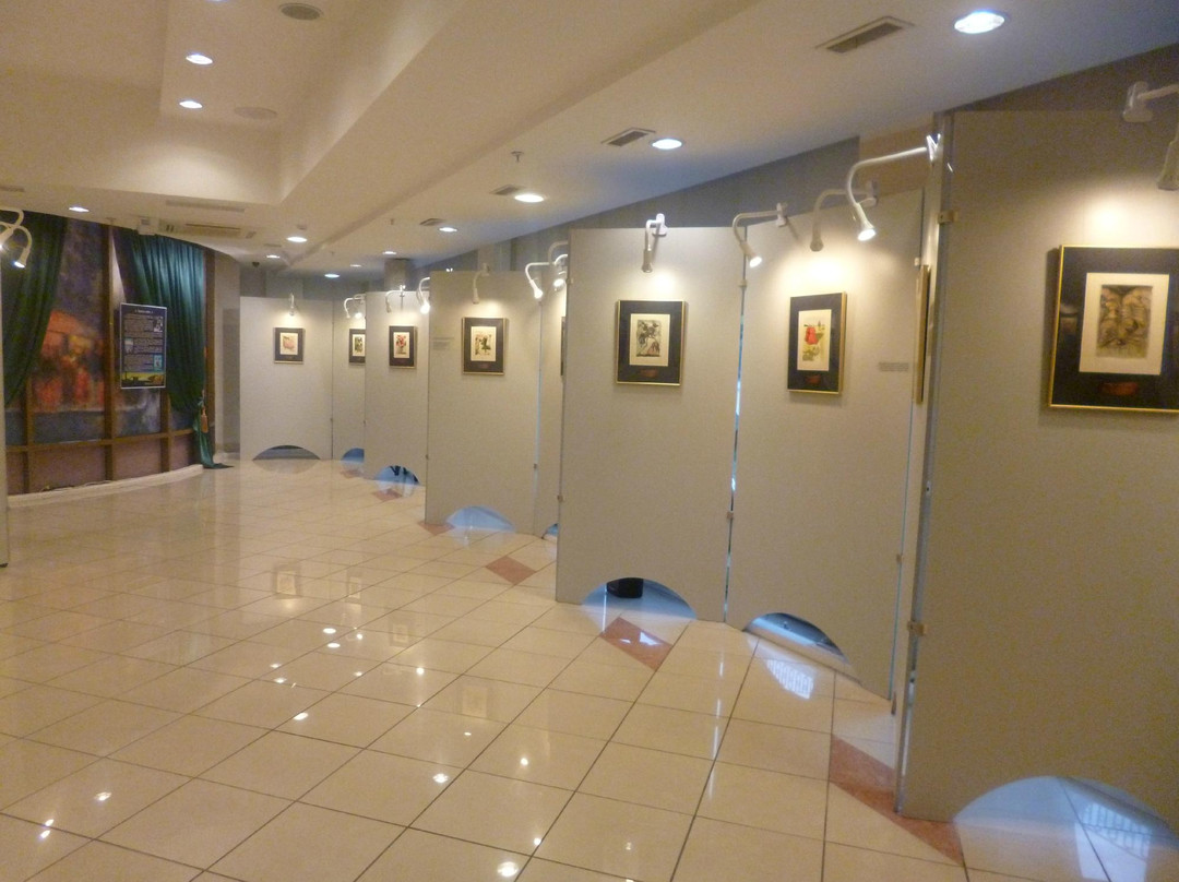 Art Centre in Perinnye Ryady-圣彼得堡必去景点