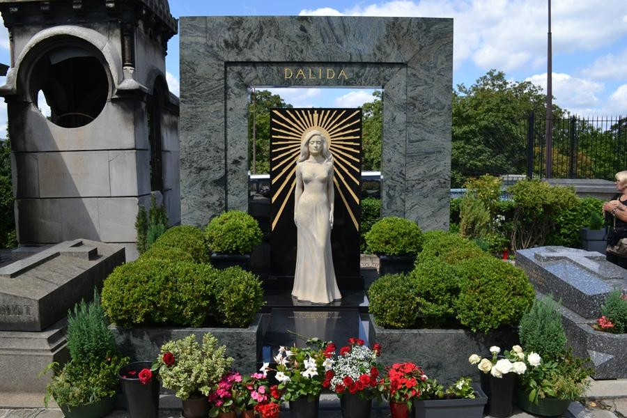 蒙马特墓园-巴黎必去景点