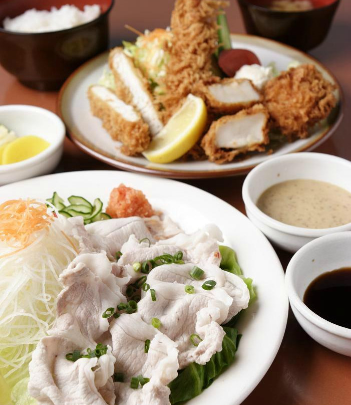 とんかつ 伊勢NSビル店