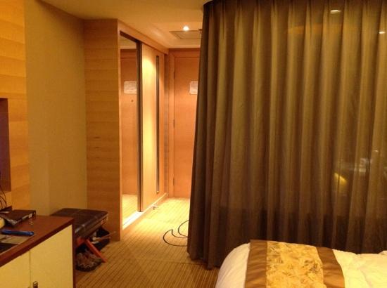 滨州大饭店-客卧