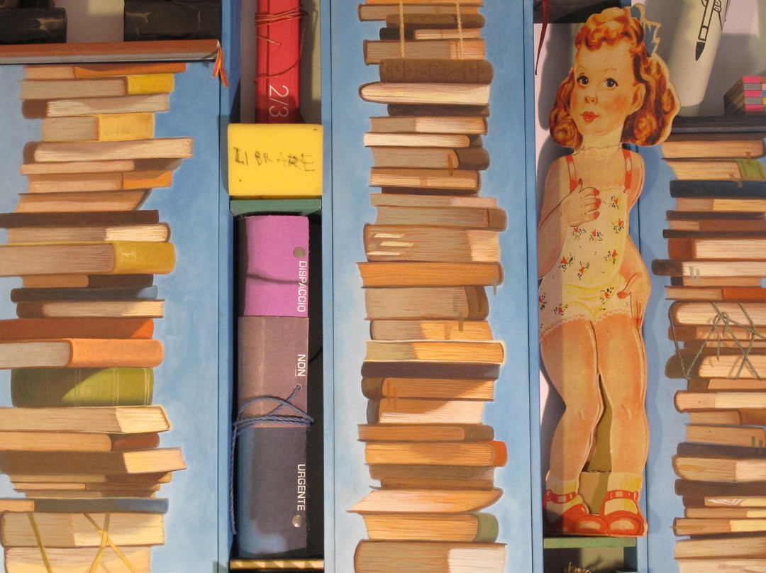 Librare Bookbindings-安科纳必去景点