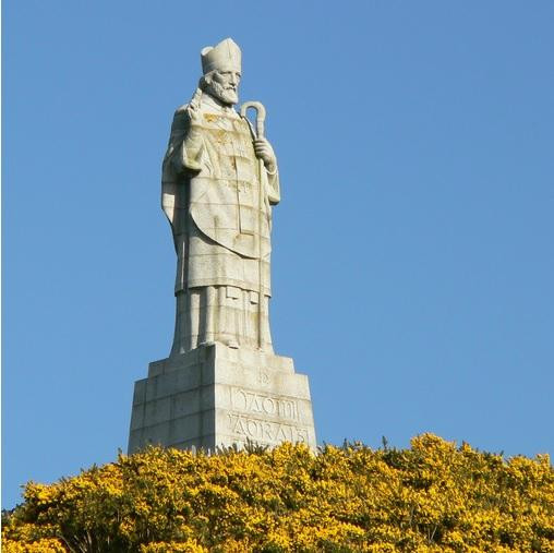 Slieve Patrick Statue-Downpatrick必去景点