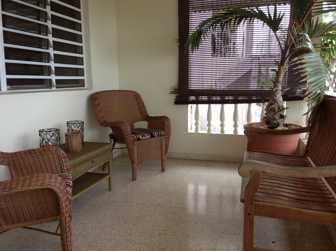 Playa Oeste Gallery-吕康必去景点