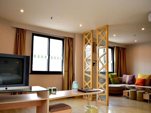 上海格林联盟虹桥火车站会展中心北翟路酒店主图