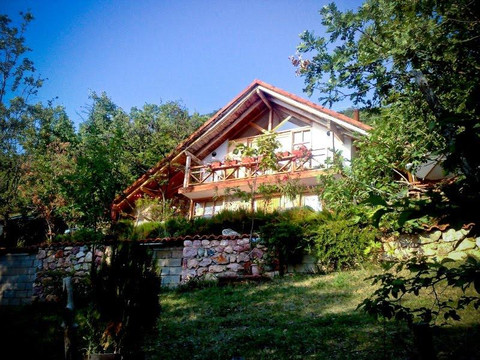 Robinson Sunset Guest House主图