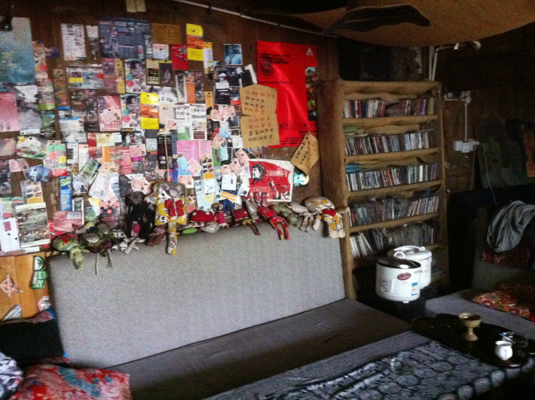 西江998一个小小的客栈主图