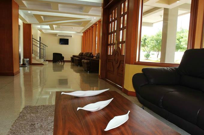 Hotel Canario Larense主图