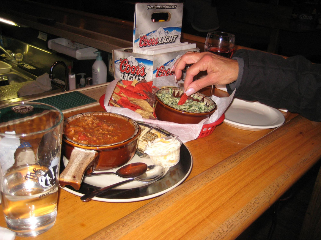 Milltown餐馆和美食-Top Stop Tavern