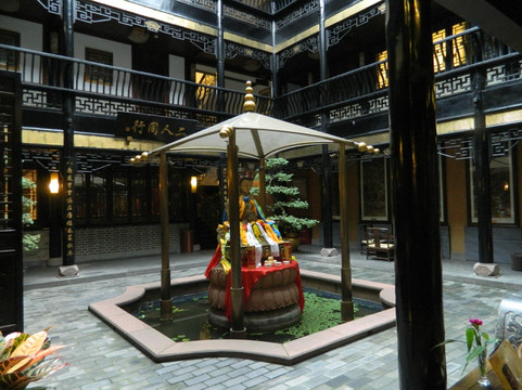 成都圆和圆佛禅酒店主图