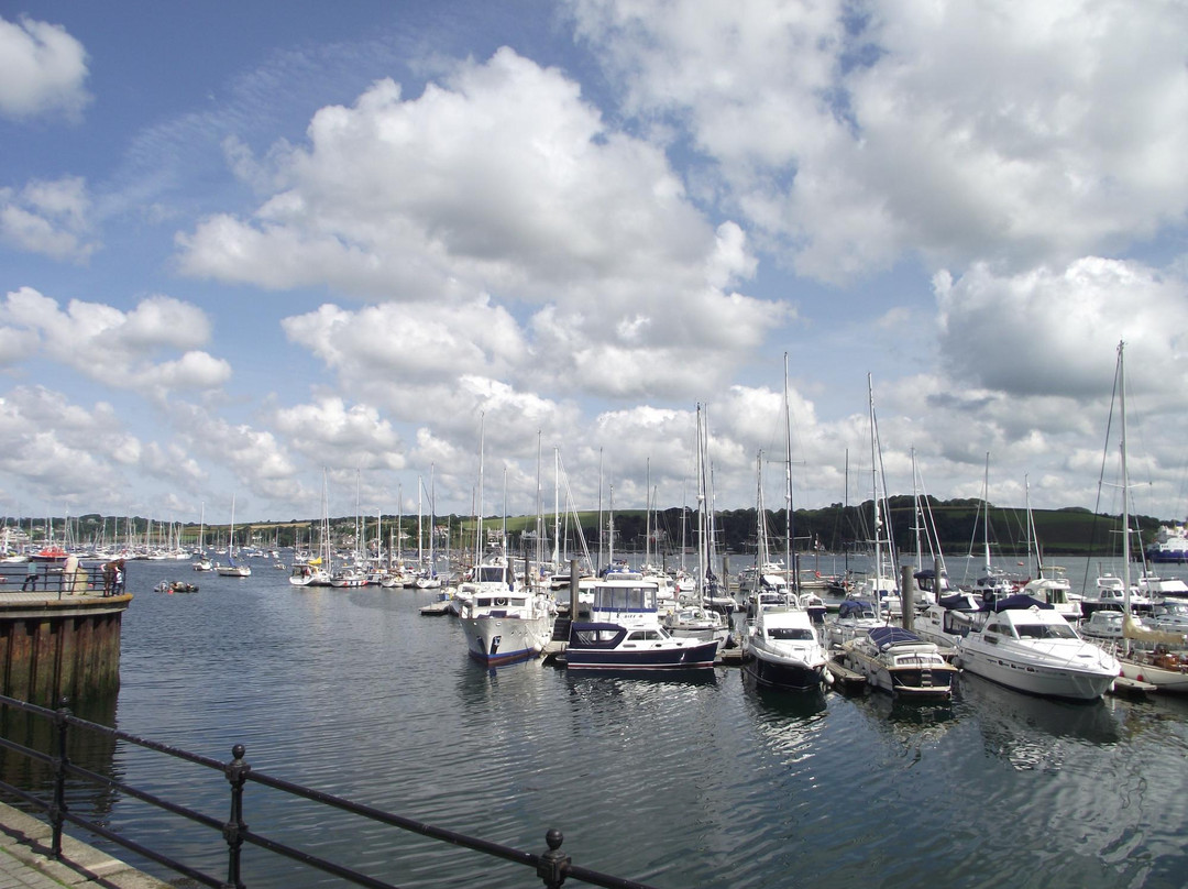 Falmouth Seafront Promenade-法尔茅斯必去景点