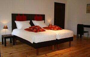 Les Voyelles Guest House-客卧