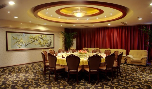 丽都大酒店主图