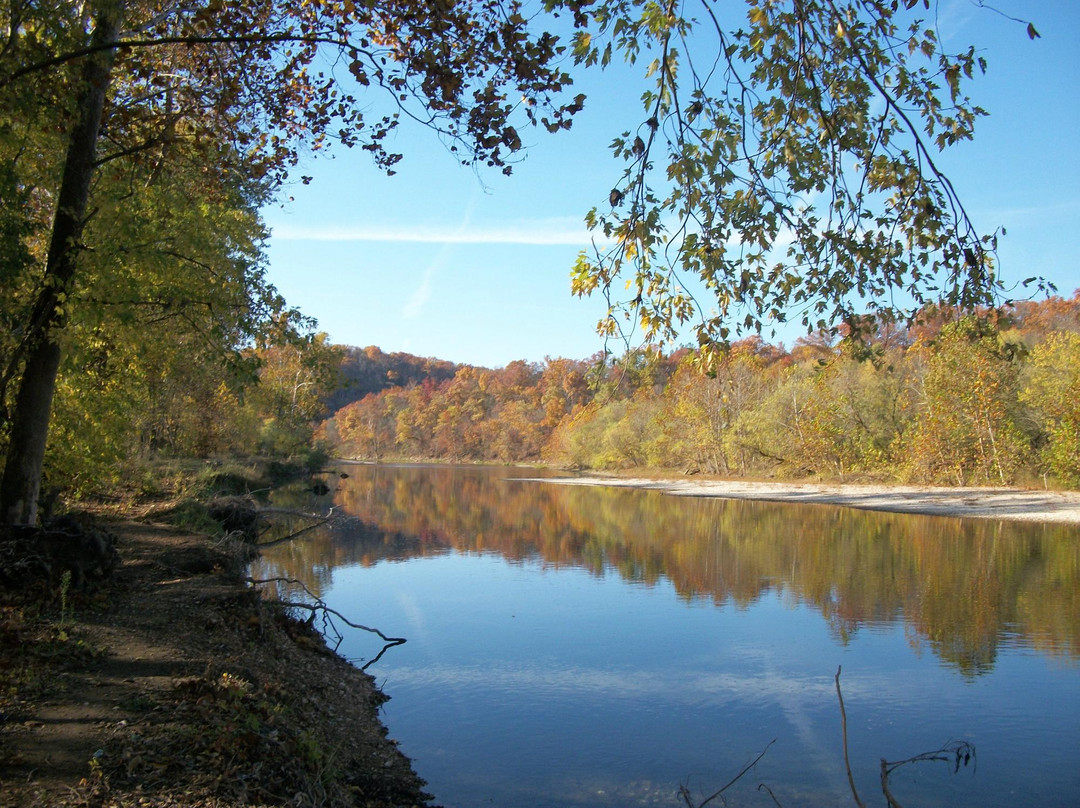 Cape Fair酒店住宿-Shoals Riverview Motel