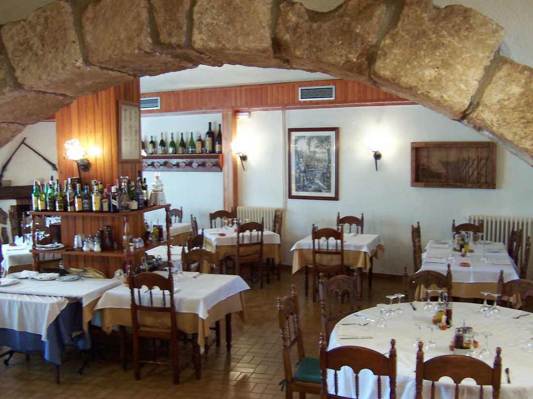 Sant Cugat Sesgarrigues餐馆和美食-Restaurant La Posada de Sant Pere