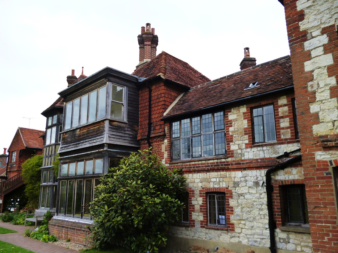 Gilbert White's House & Gardens景点图片