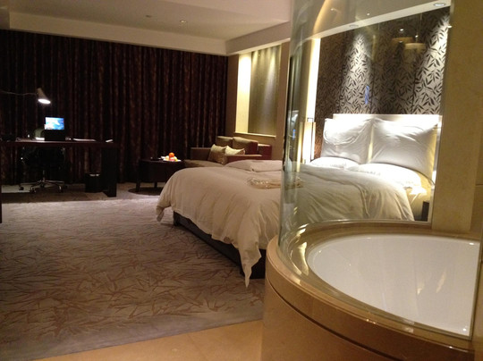 南苑环球酒店主图