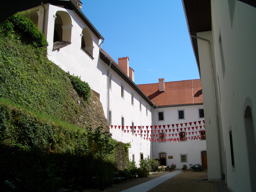 St. Jakob im Walde旅游景点-Festenburg