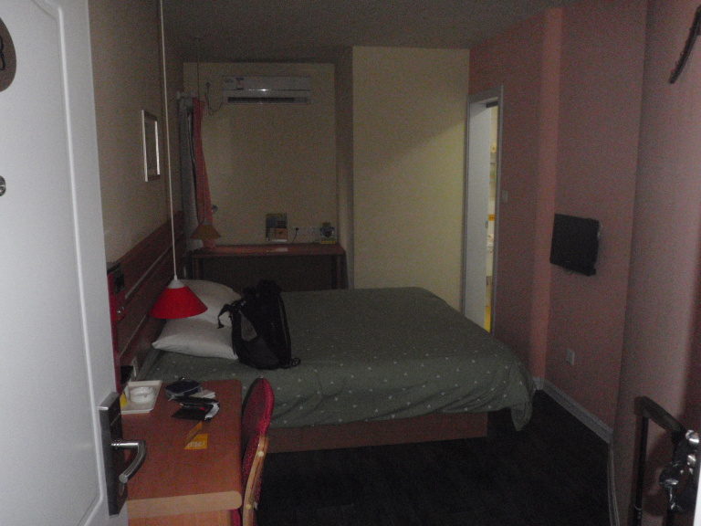 上海如家陆家嘴东方明珠店-客卧