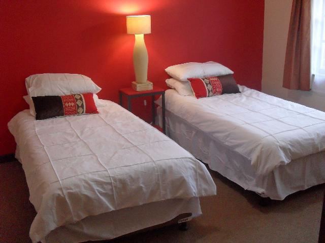 The Plum Tree B&B-官方