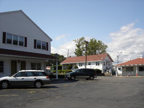 奇斯霍尔姆汽车旅馆主图