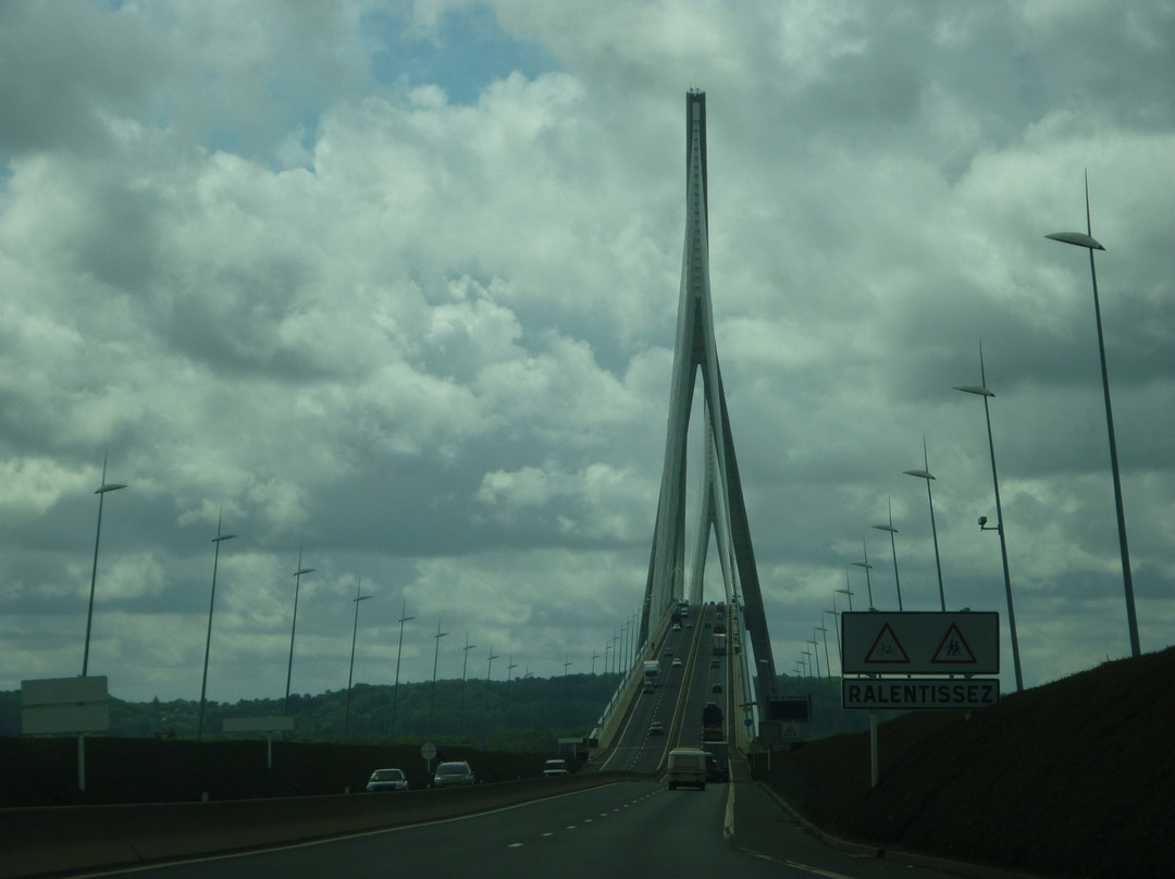 Pont de Normandie-翁弗勒尔必去景点