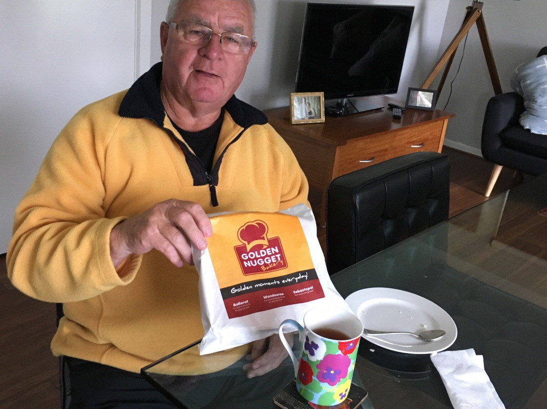 Golden Nugget Bakery