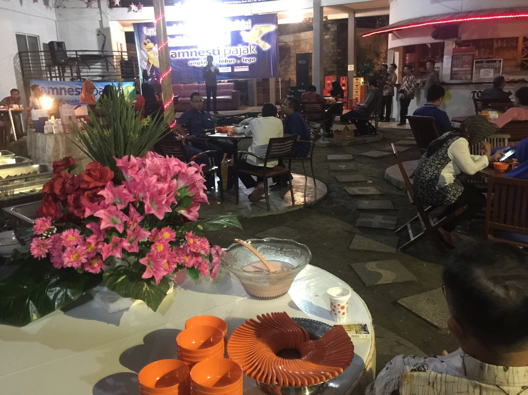 Mahkota Cafe n Resto