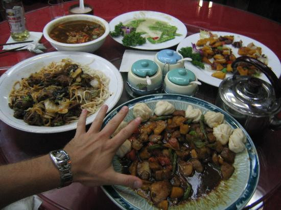 普宁寺上客堂大酒店主图