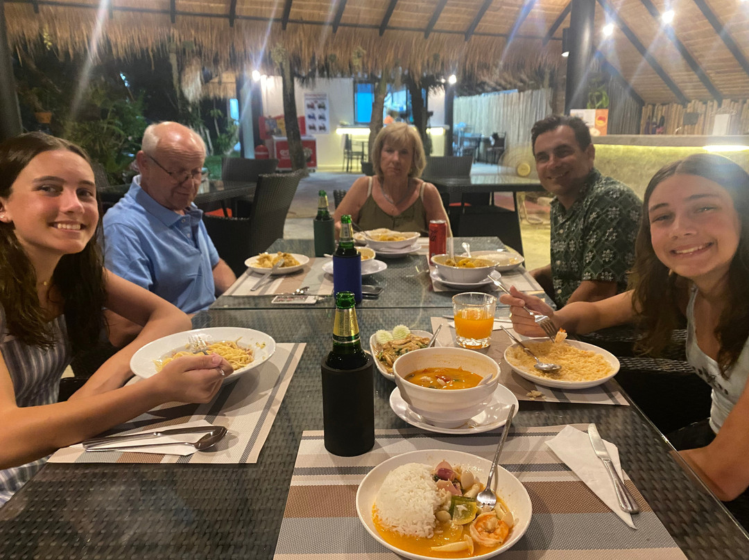 Sunrise Beach Resort主图