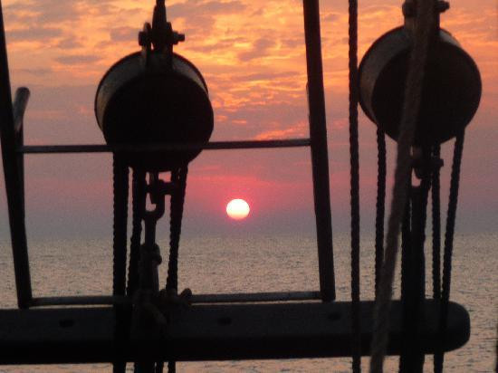 Thalassa Sailing景点图片