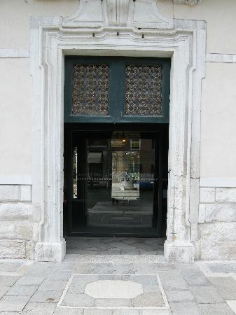 New Murano Gallery-Murano必去景点