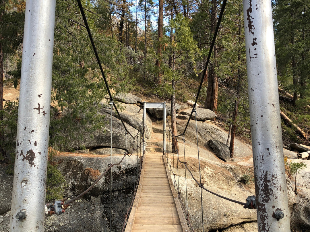 Swinging Bridge in Wawona景点图片