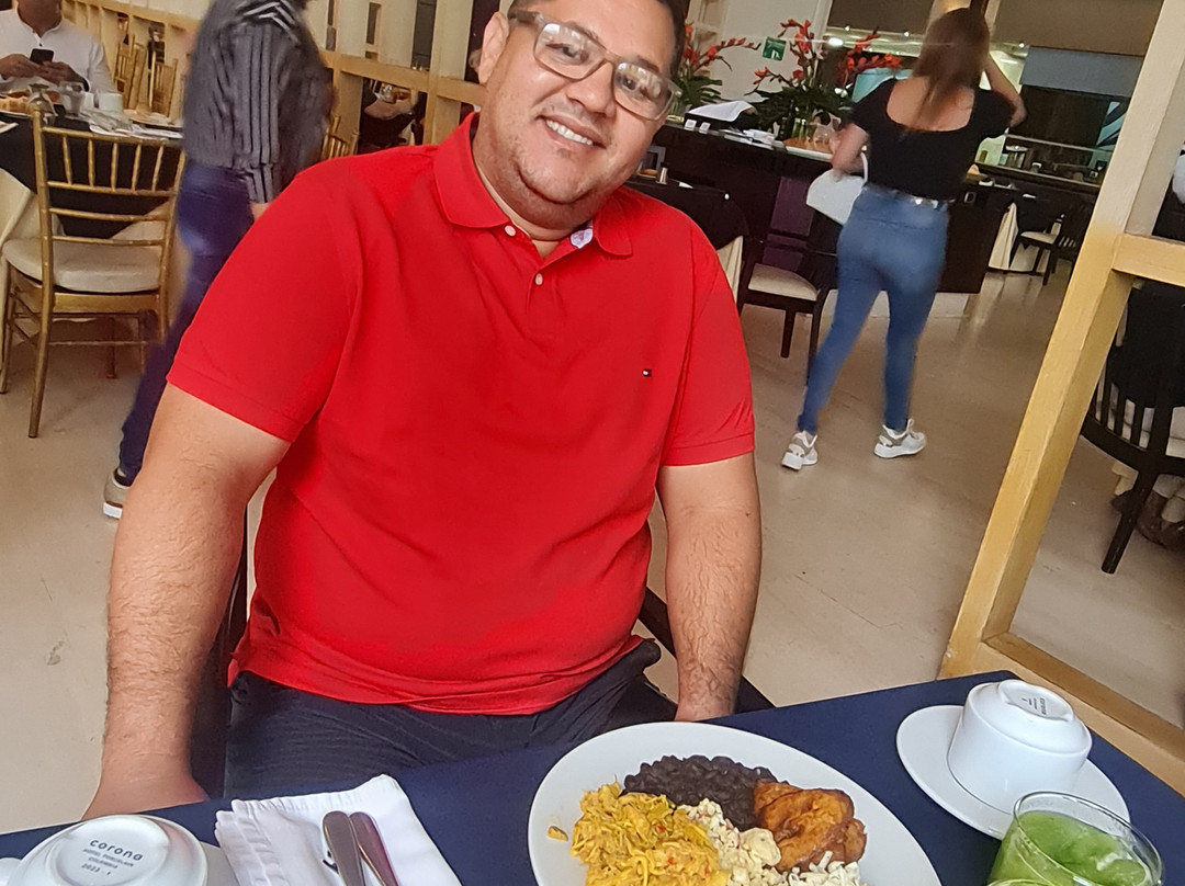 西班牙世界贸易中心主图