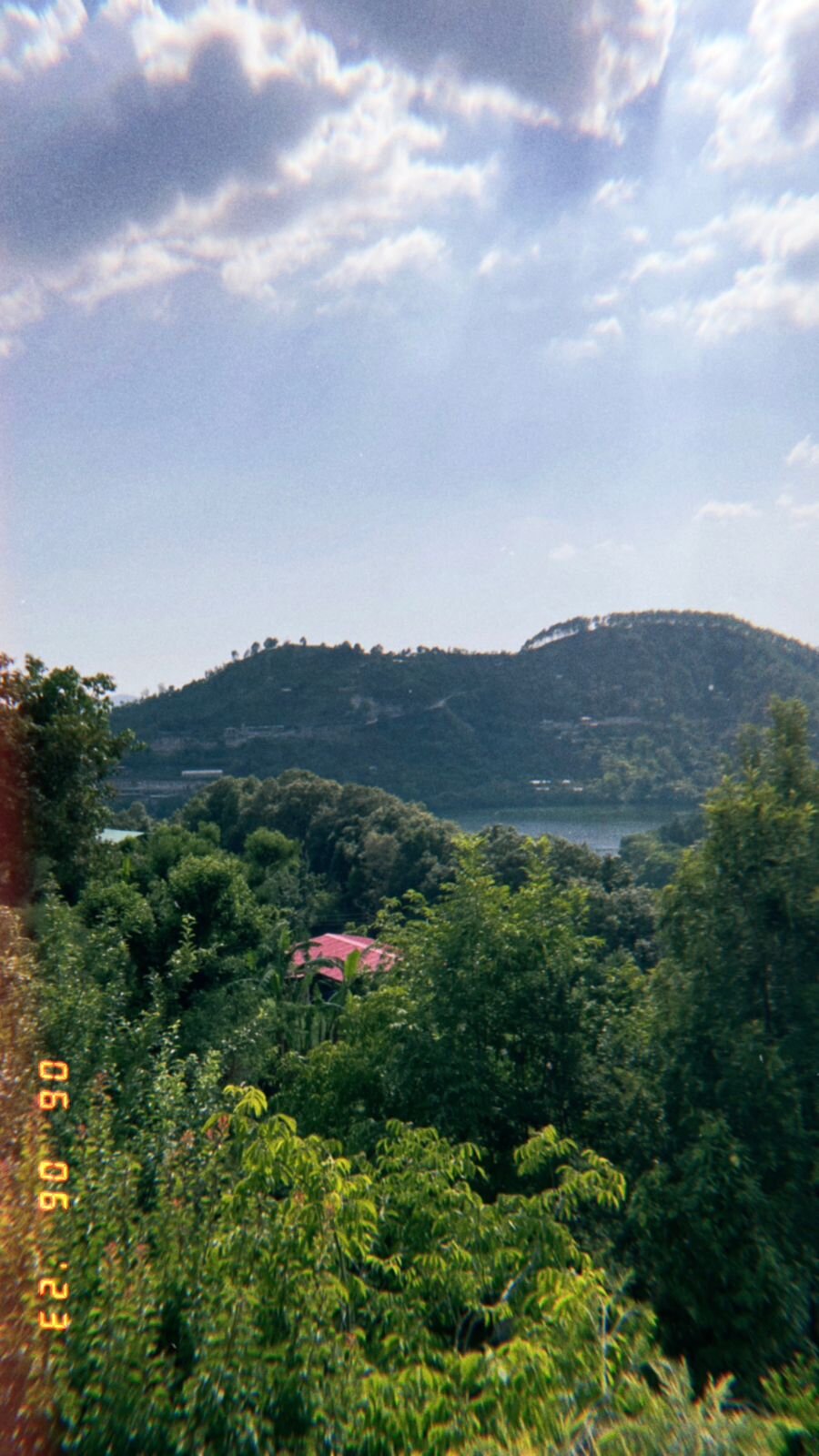 Firdaus Naukuchiatal-官方