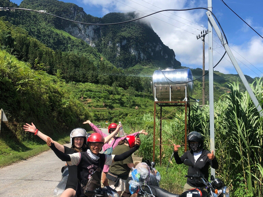 QT Motorbikes and Tours景点图片