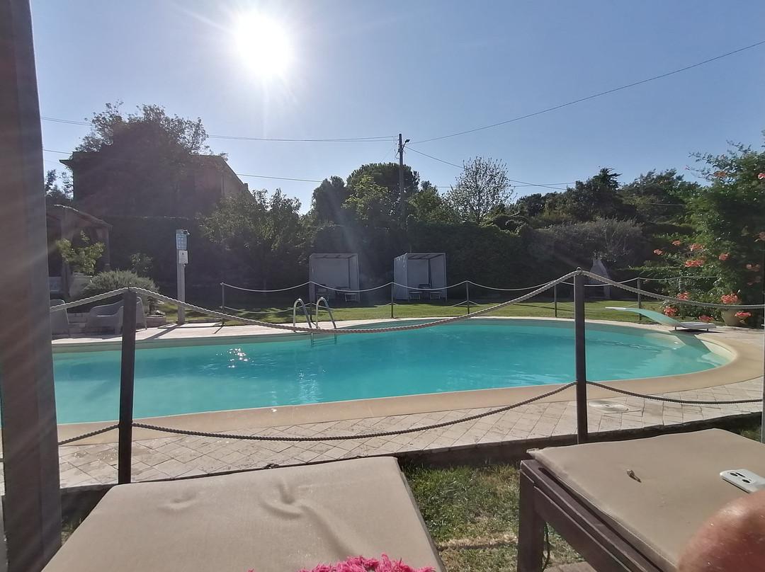 La Casa FRA Gli Ulivi Luxury Apartments with Pool Near Cinque Terre and Tuscany