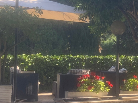 博蒙瑞汽车旅馆主图