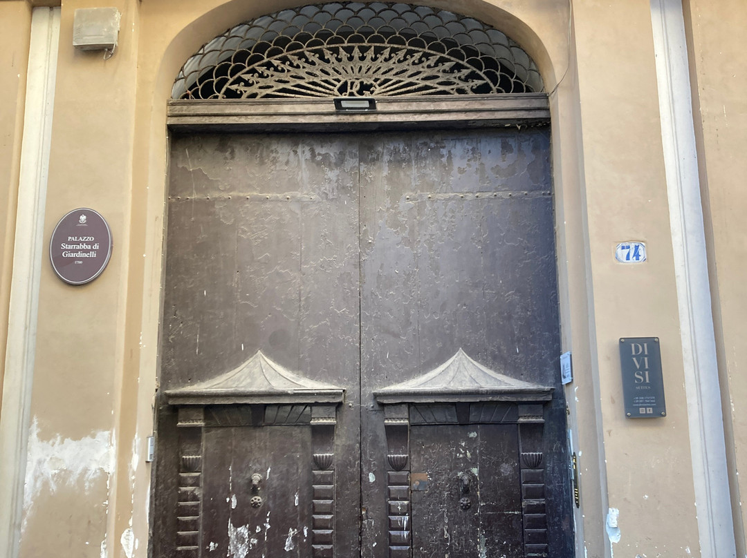 La via delle biciclette主图