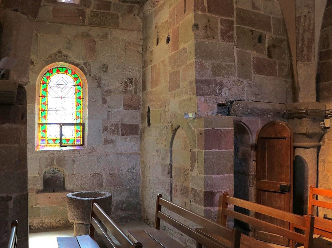 Eglise Saint Pierre de Bessuéjouls-Espalion必去景点