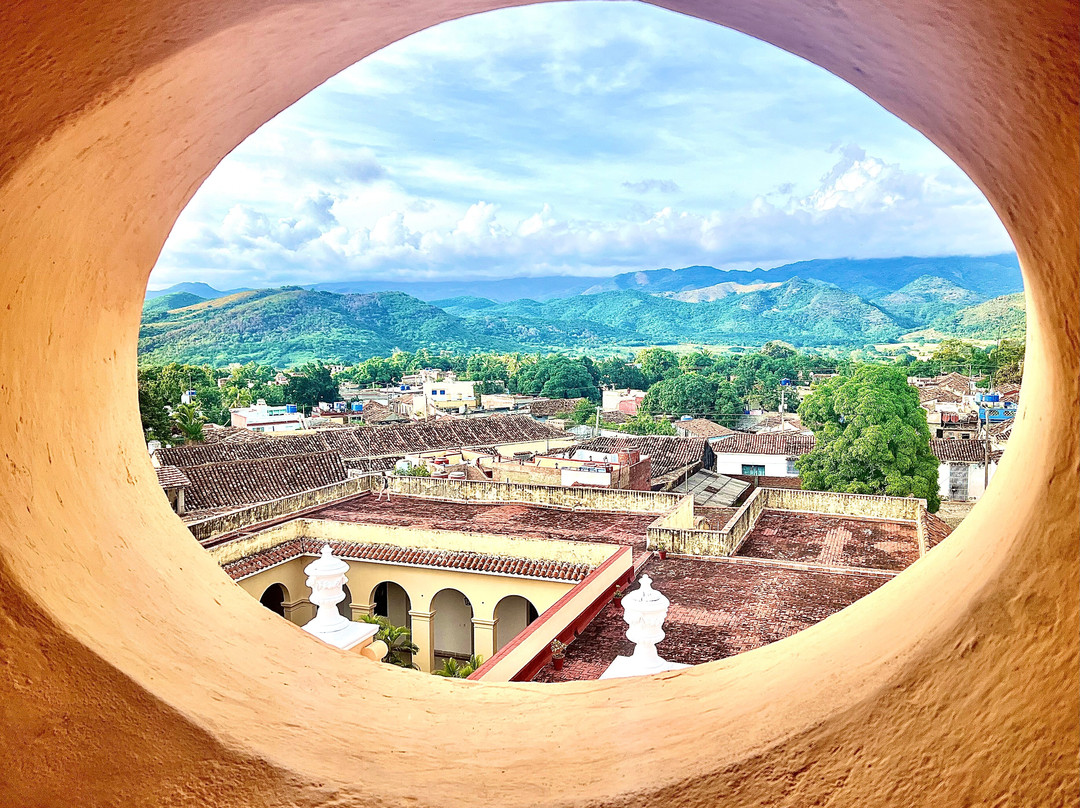 Amigos Del Mundo主图