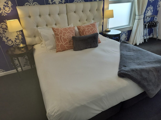 黑天鹅湖景精品酒店主图