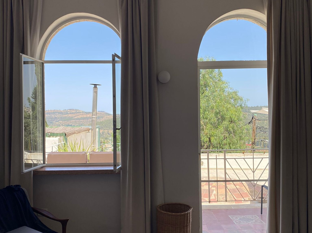 Khan Ein Karem Boutique Hotel主图