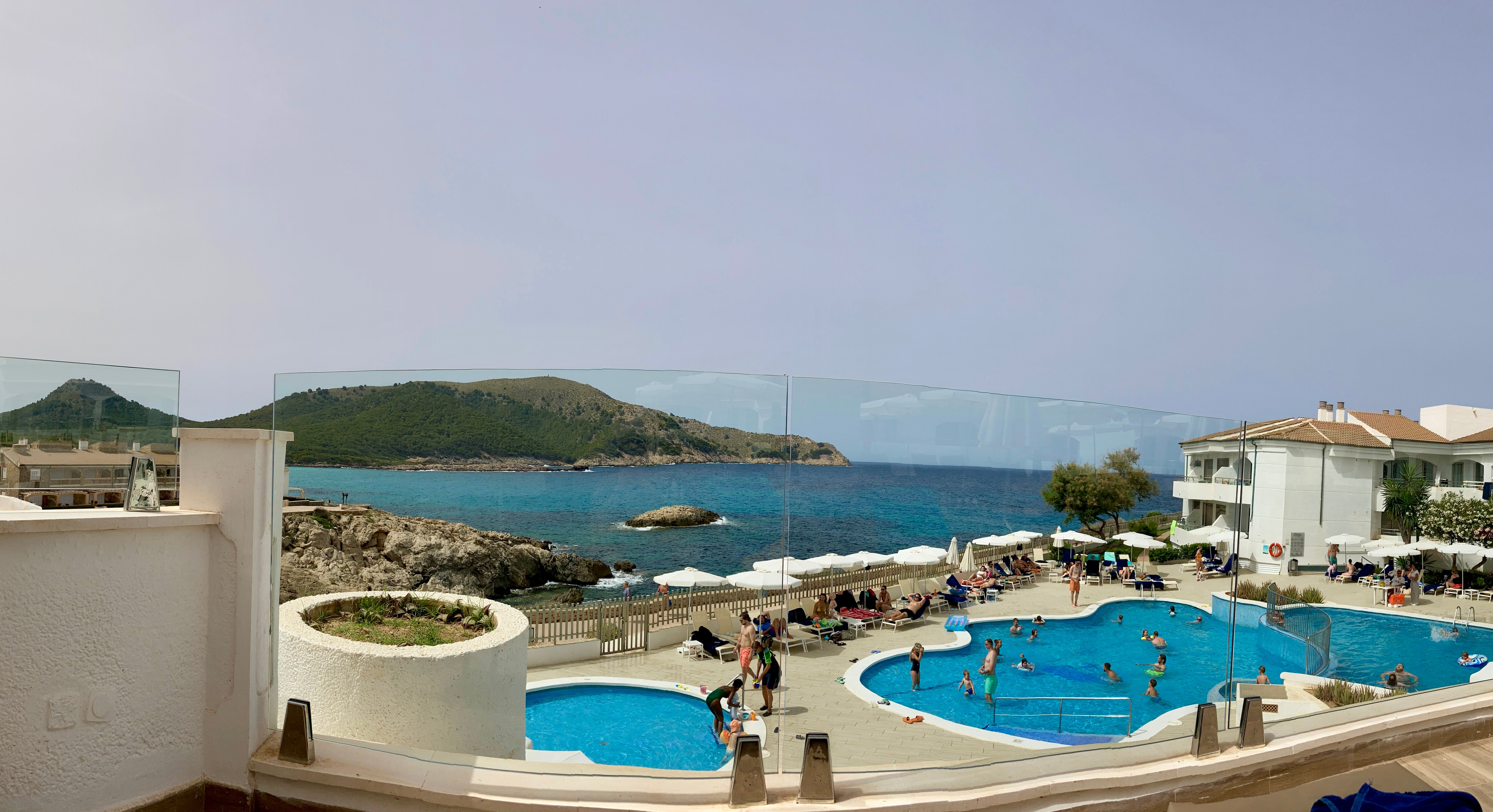 THB Guya Playa-泳池