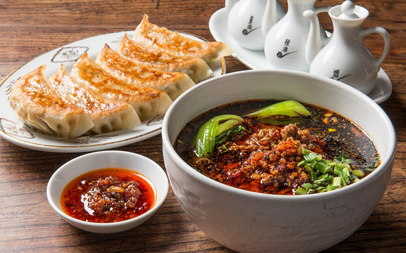 青菜 あみプレミアム・アウトレット