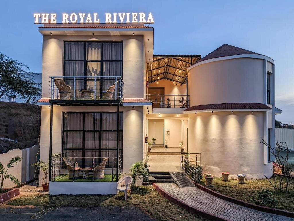 The Royal Riviera