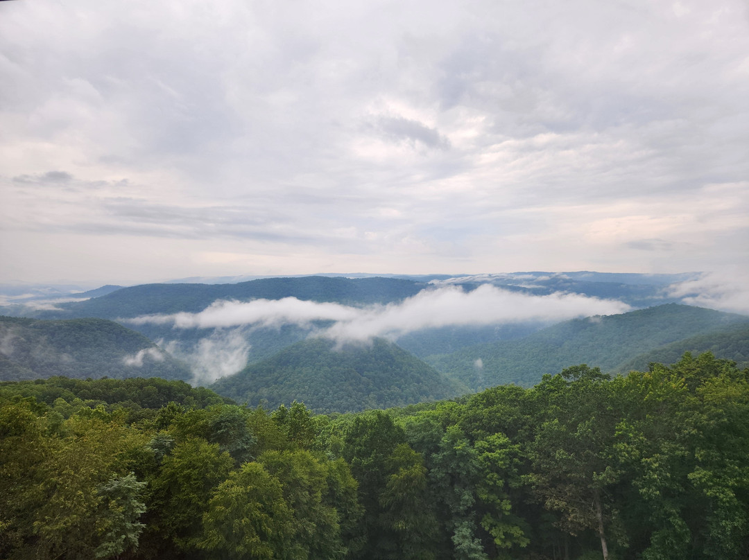 Pipestem Resort State Park主图