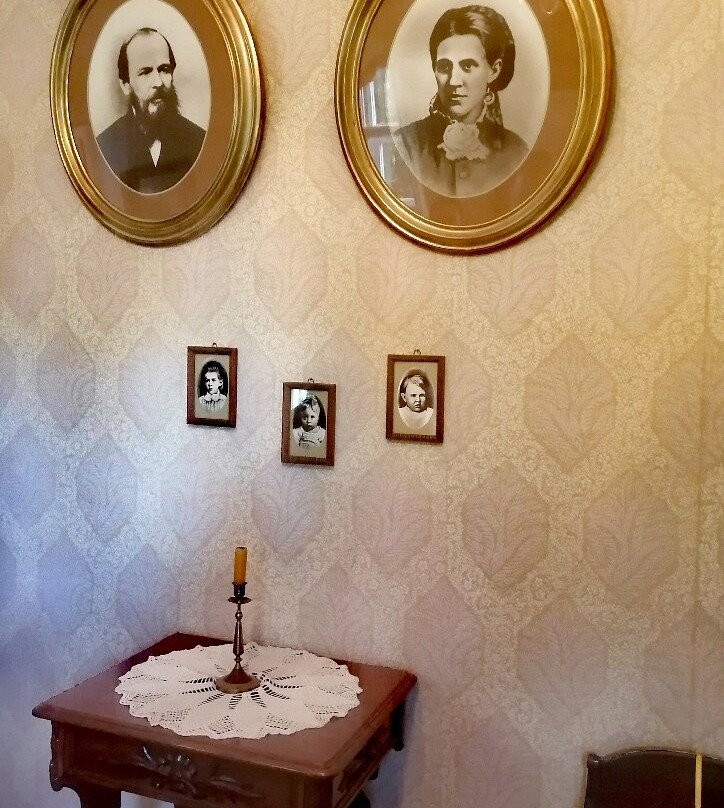 Dostoevsky Memorial House Museum景点图片