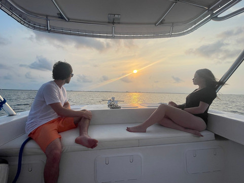 VIP 007 Sea Charters-七哩滩必去景点