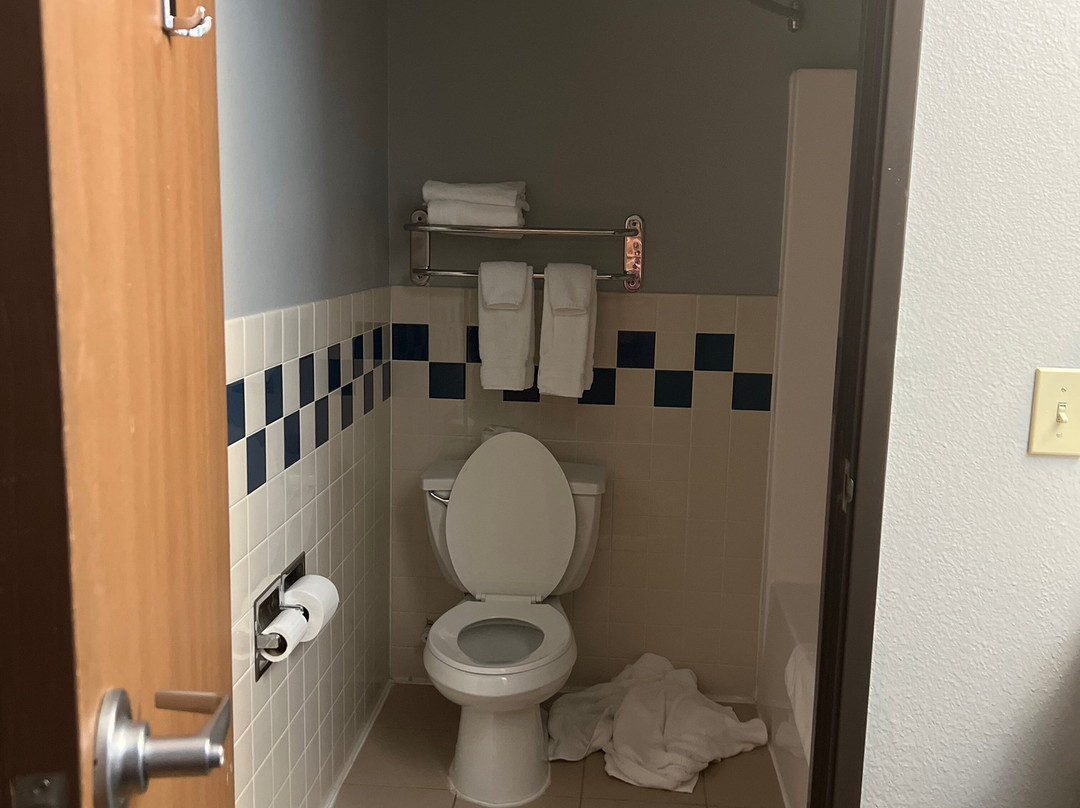 AmericInn by Wyndham Republic主图