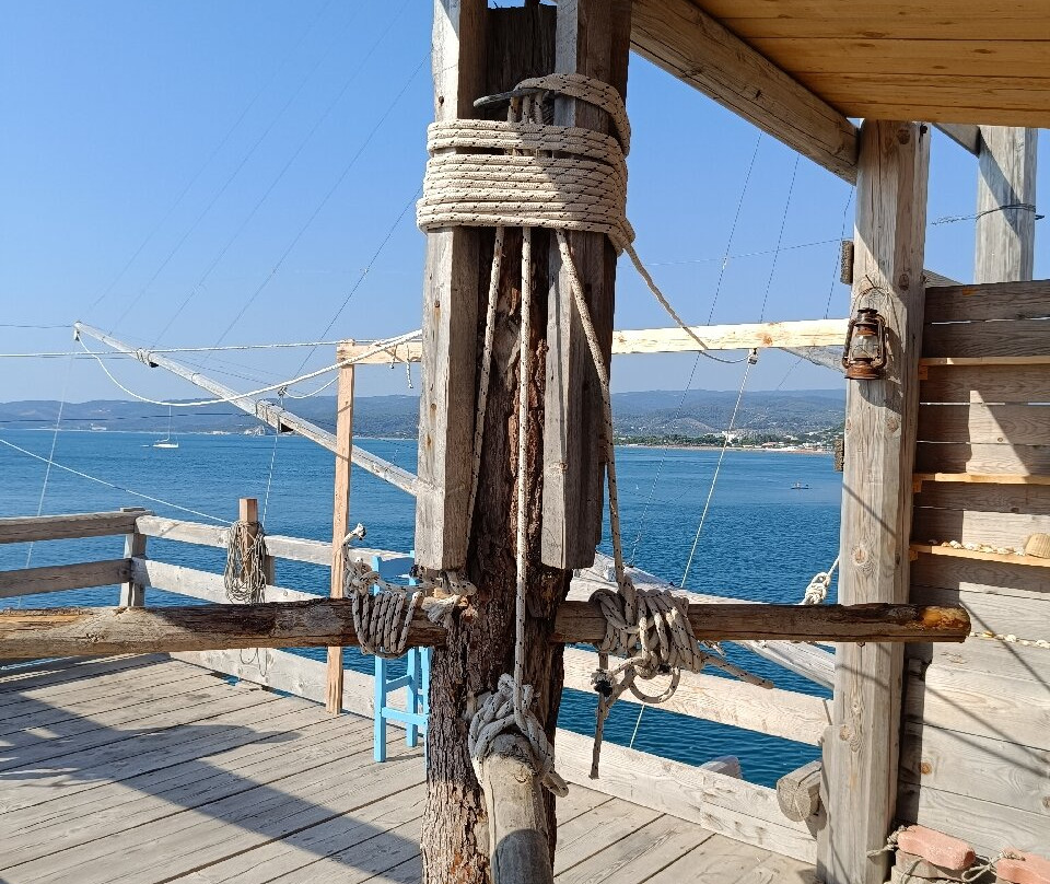 Trabucco Punta S. Croce-维耶斯泰必去景点